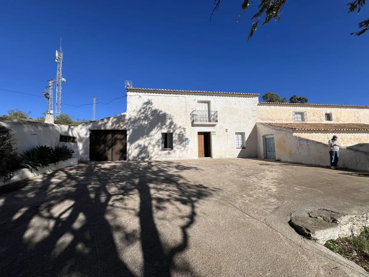 dfa0269c-bdf5-4f00-a3fe-d71f2d32255a