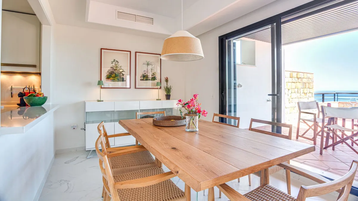 895a342f-2f1a-4c41-81e9-760eea000cea