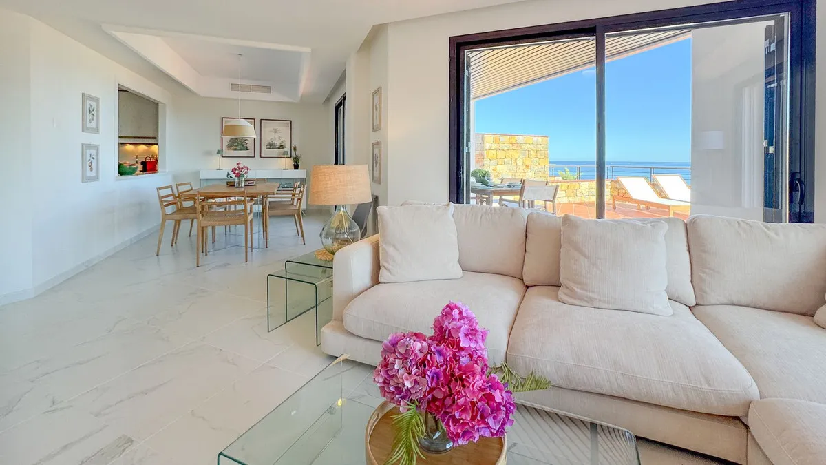 cc3f2235-ecdf-4c2d-8876-a0f91482dcb4