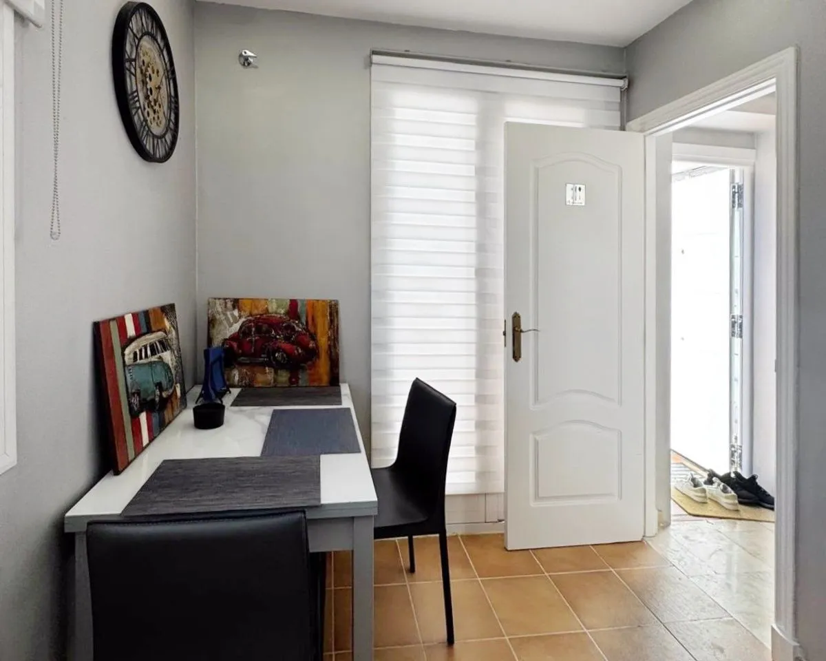 1b87660a-200f-4e4f-8f34-c6770b9cdd2b