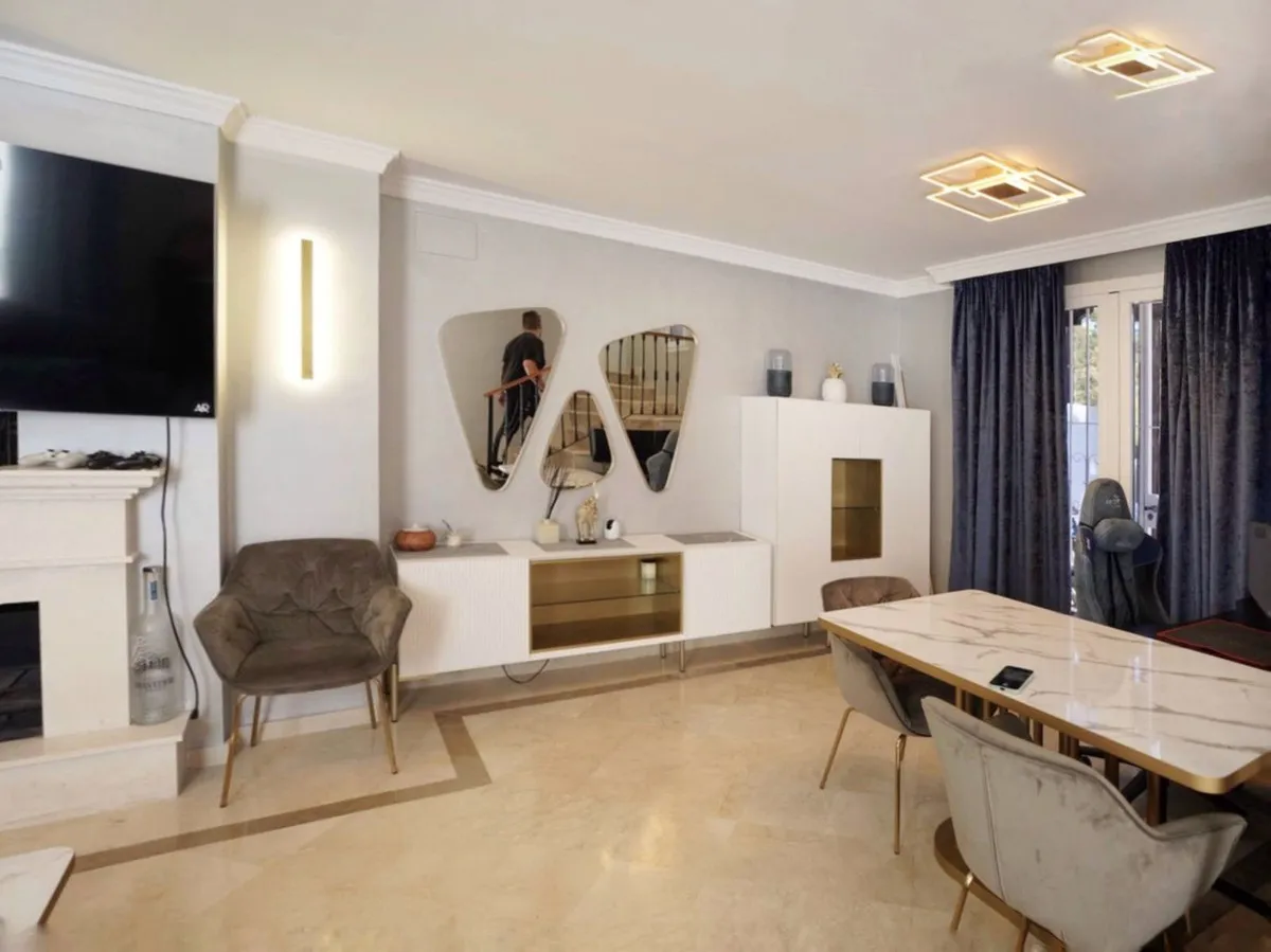 7b065306-b849-4e3d-9e6d-4ab422467c56