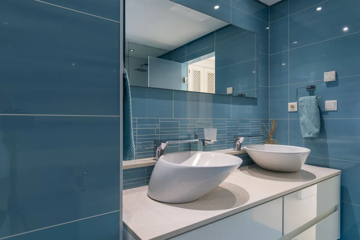 aa26c9d4-3ed1-4948-9a53-440fbe1a0916