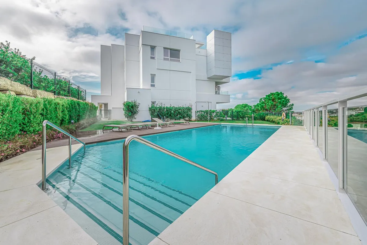 cd07212f-99e9-4eed-8af4-32cb8d160a3c