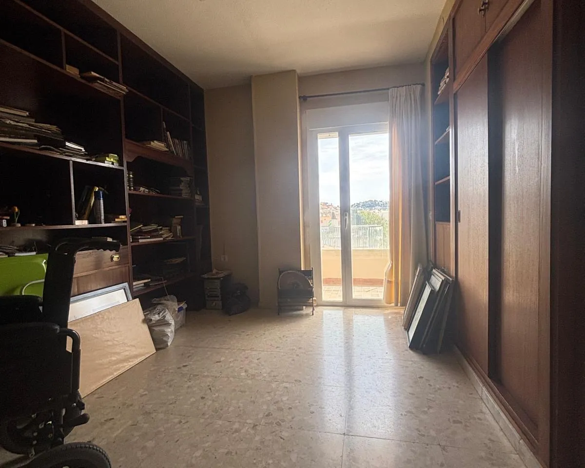 f0ae0402-8a81-49b3-97fb-f130dce7511b