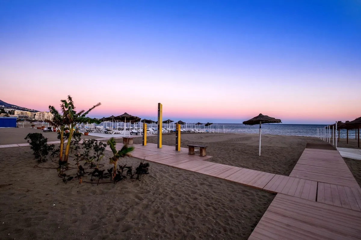 25abdc34-0fb7-4b24-860a-0dc4c8ce79e4