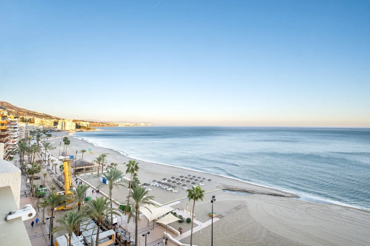 7fe2480e-5af0-491e-9bac-074bccc643cd