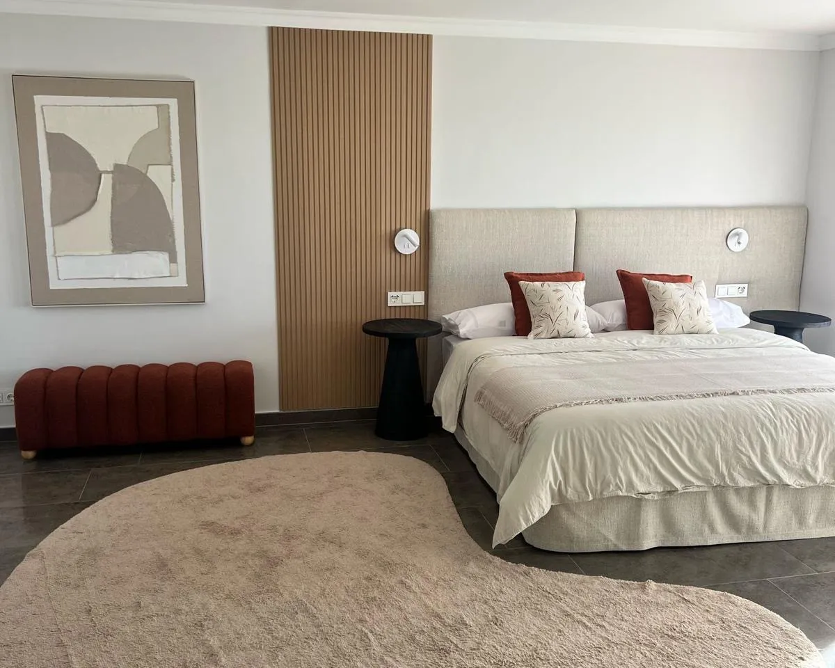 25515dc3-655e-4255-b5c7-d742b494cee8