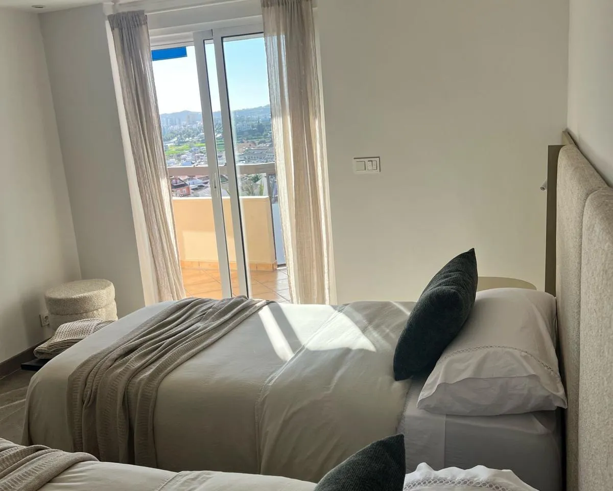 9f3fd8bc-8227-4f21-9634-9573b3de8ee7