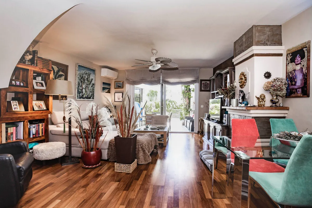 9a73749f-576a-4e65-8b0c-75ea468e84e9