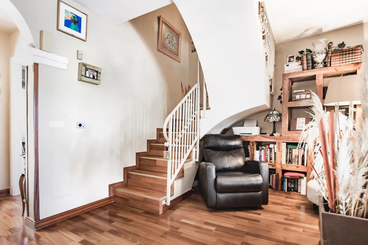 a4092421-46e8-45a2-b844-769331644156