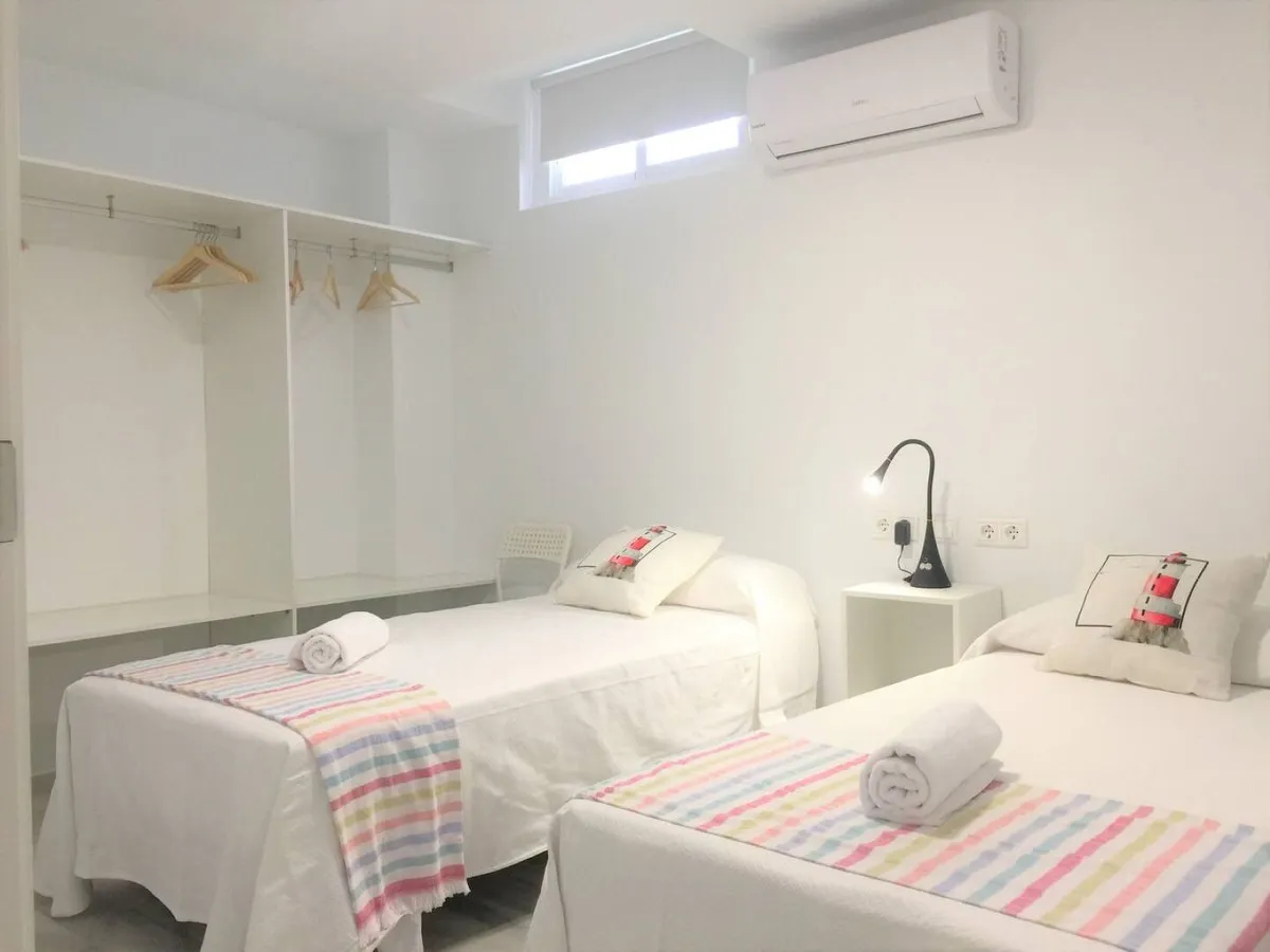 d590a4a8-687e-42c8-9887-e2377b15bc27