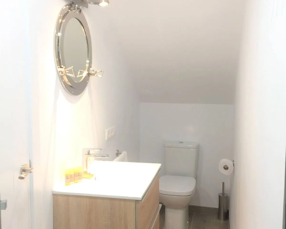 fb91c826-8a45-46a7-a1ae-2a9bd316045d