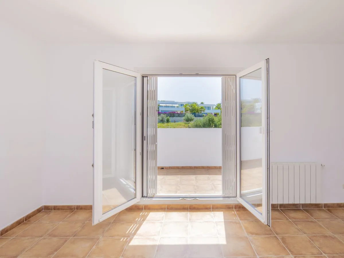 728b0ad7-9a7e-484f-8d72-32f121b49562