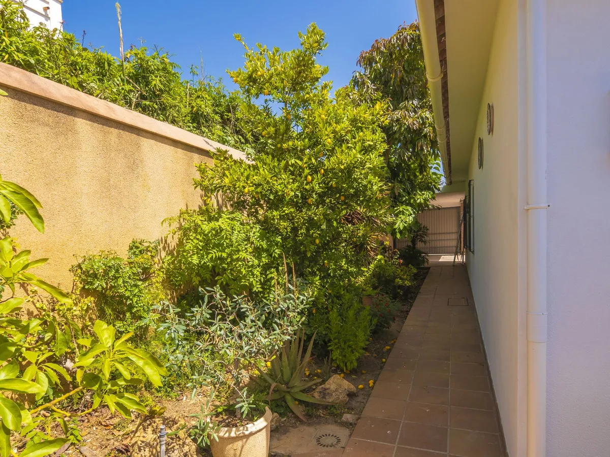 e07aeefc-2dfc-4295-b60d-67f75897d661