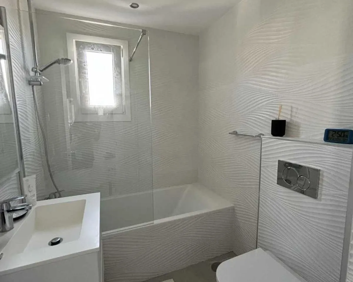 79a26128-6cc8-4006-b7b3-a7a937e2ef14