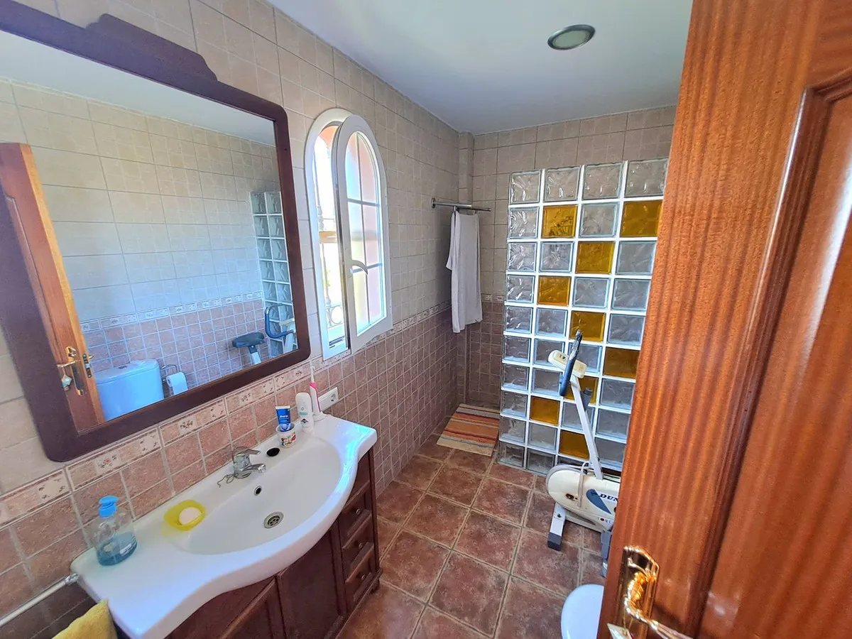 19f0678f-be3f-45f7-9723-4ff50a412eb3