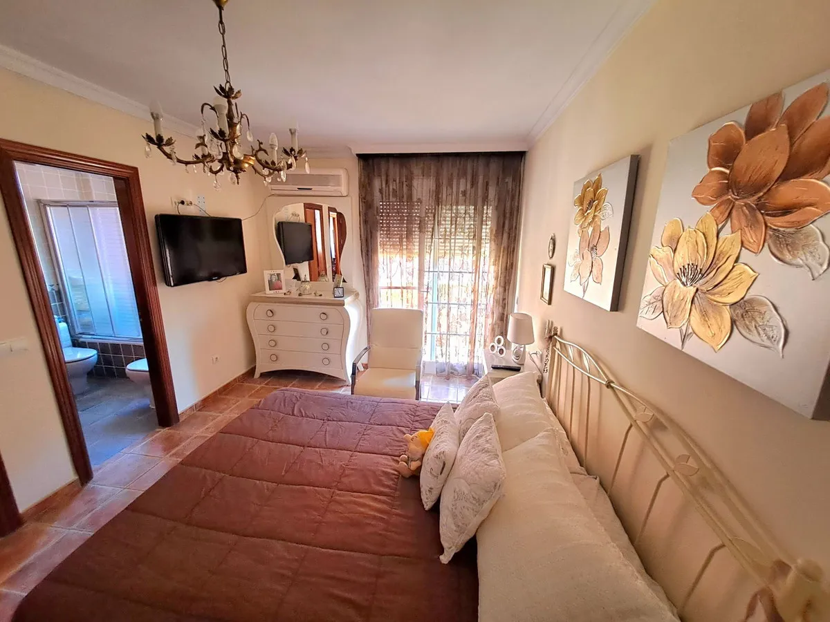 2fe1a4b2-a62d-4de8-9b04-138a9f841f89