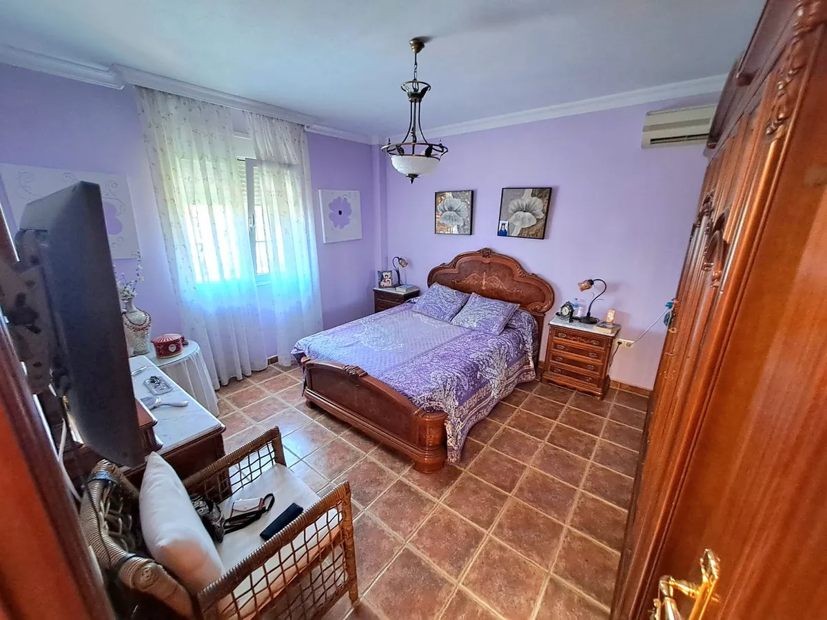 99a24ed1-1ba6-4b45-99db-425fdcfd1d99