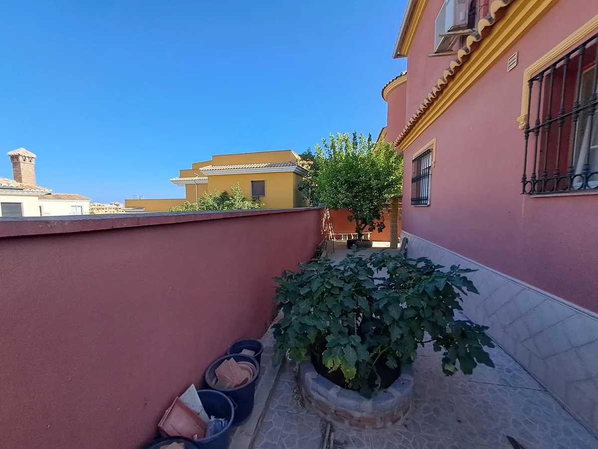 eeab6578-aded-49f4-9b1c-ffc9598494d3