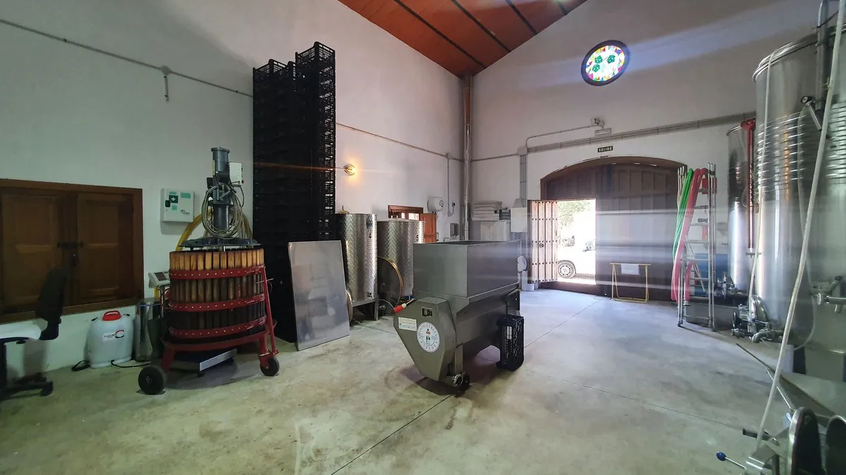 4a7ed713-90a3-4897-b513-668df345abb3