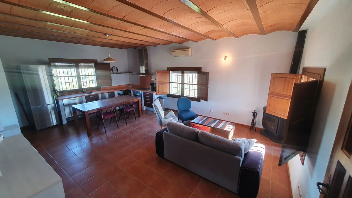 fb5d61cf-9937-43b8-a821-02b5234631a2