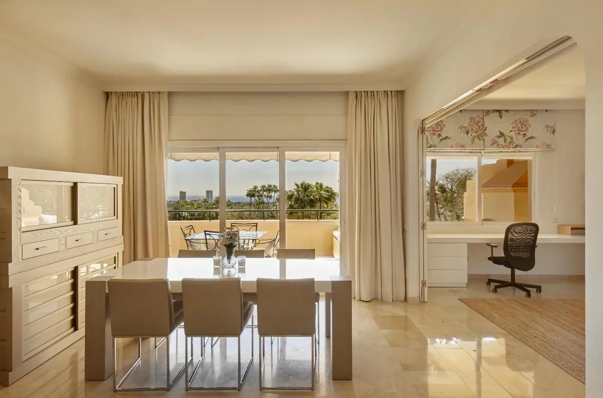 0d7ec799-651c-429f-83b8-d2ae34edcc45