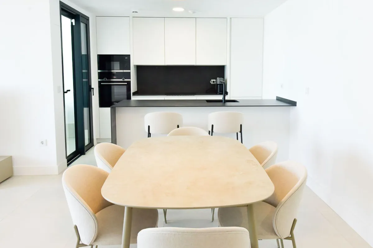 3aeb9c63-0433-4660-a5f3-ae4c376f8707