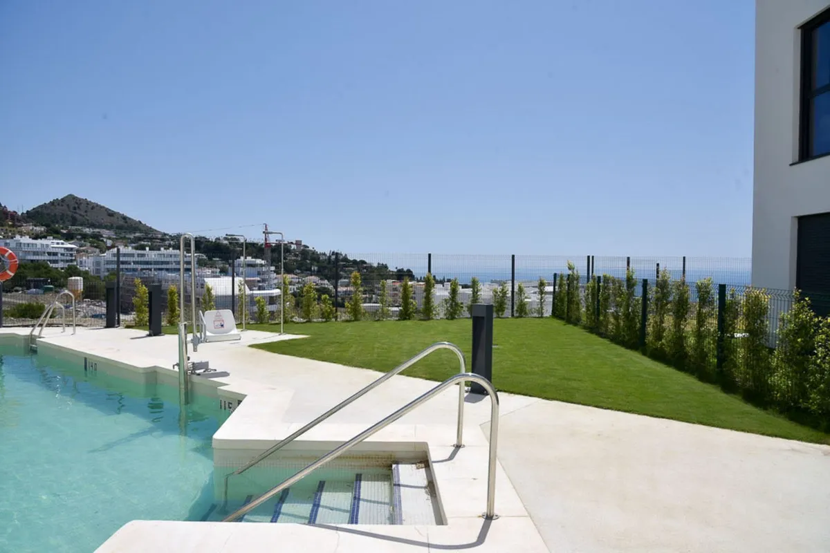 9e655095-424a-46d9-b3ca-d4a2a86ca20a