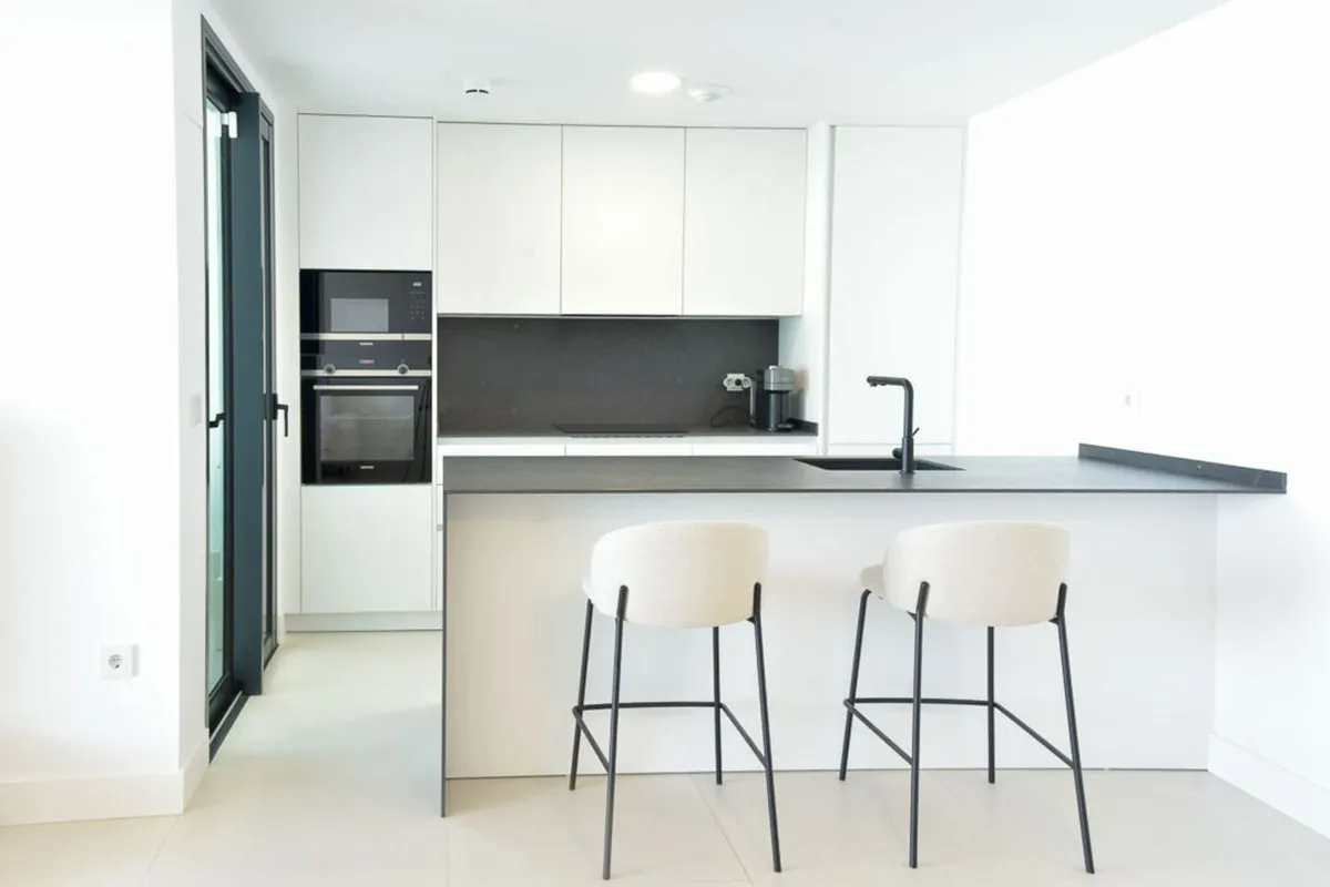 f9a7aaa8-9c81-48c7-9446-aa0ab1683086