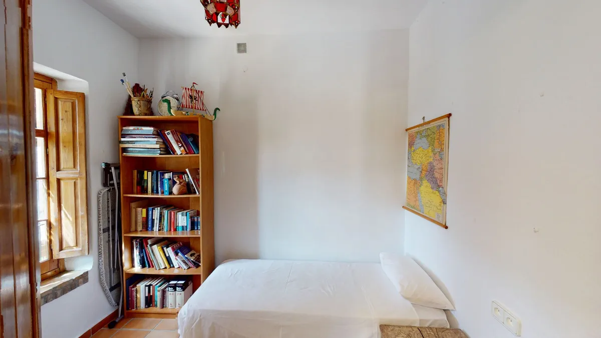 11e48429-f56f-4d9d-ba34-afddca383c69