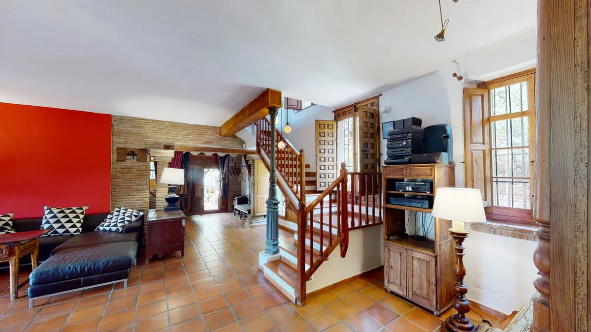 17765440-7b7f-4157-8004-ce38c3de2c7a