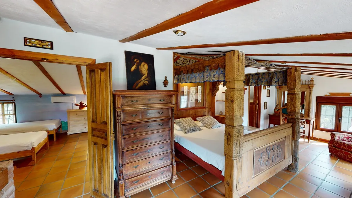 9740121e-d96e-477b-8221-0a35ec9a981f