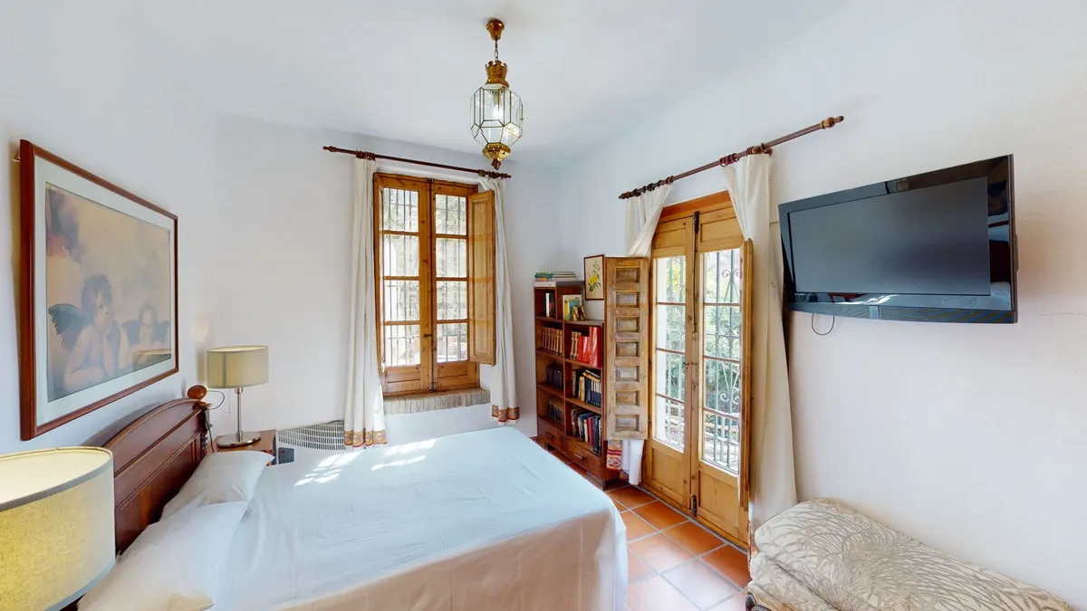 b4e22f0a-87da-44de-b36a-354fc095a14f