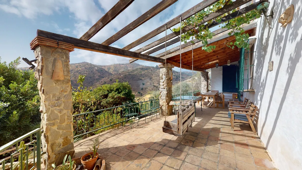 cebe81f3-be7d-4fcf-9ba5-a670b5edf1e5