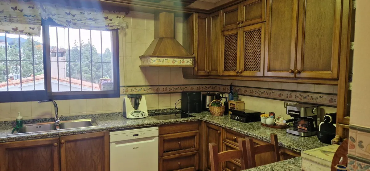 2d46bc96-a032-4e69-8c1f-7462cb5ebabb