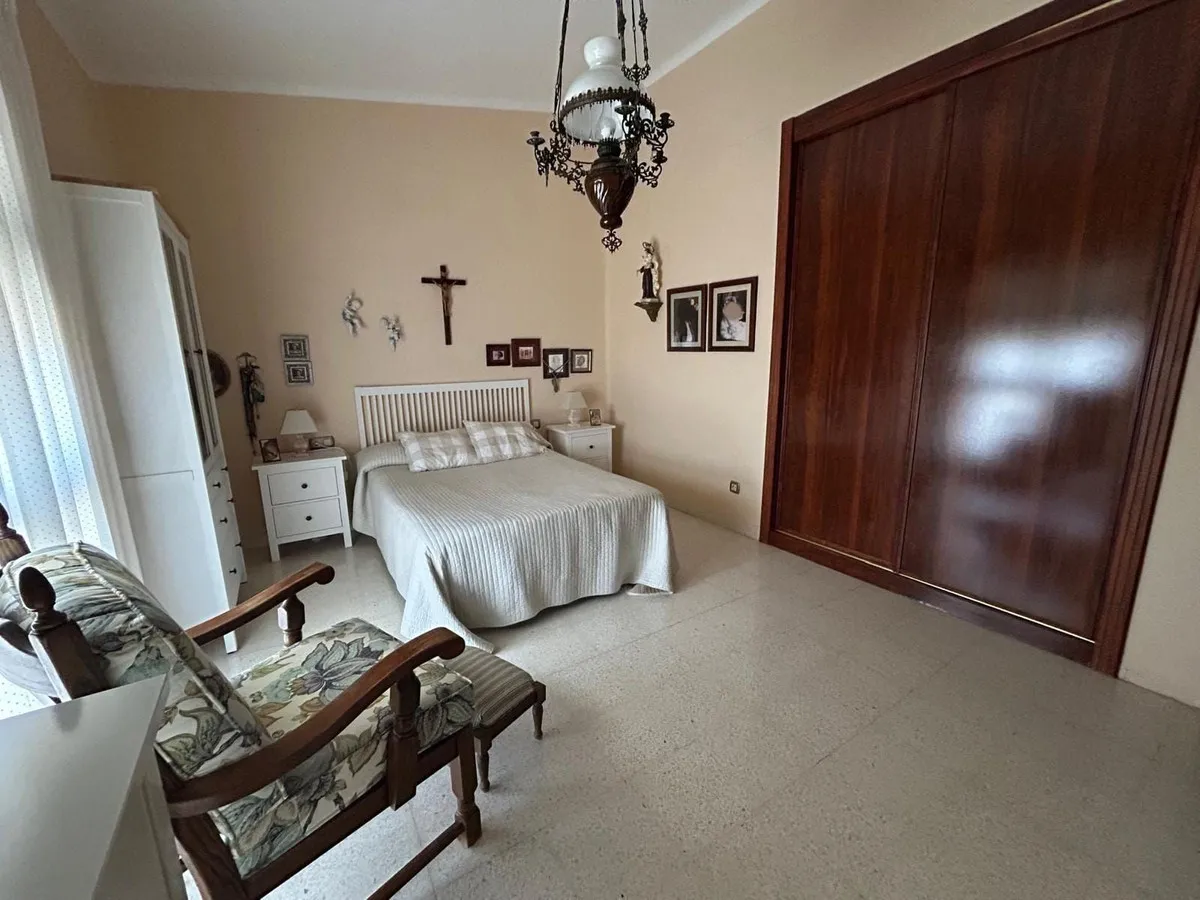 6a415949-a85d-4906-b609-d155d802f9f0