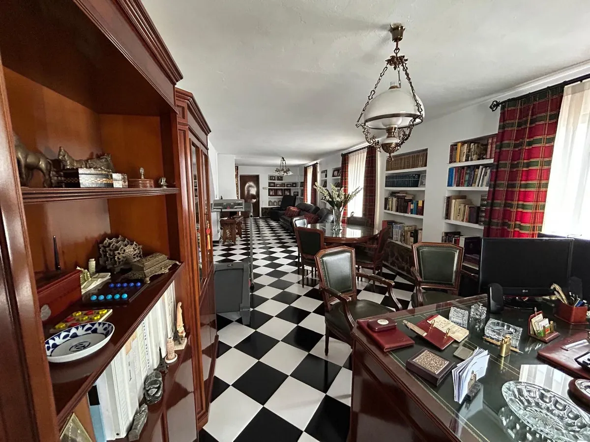 6c48823d-007c-4797-9205-6b50846d74da