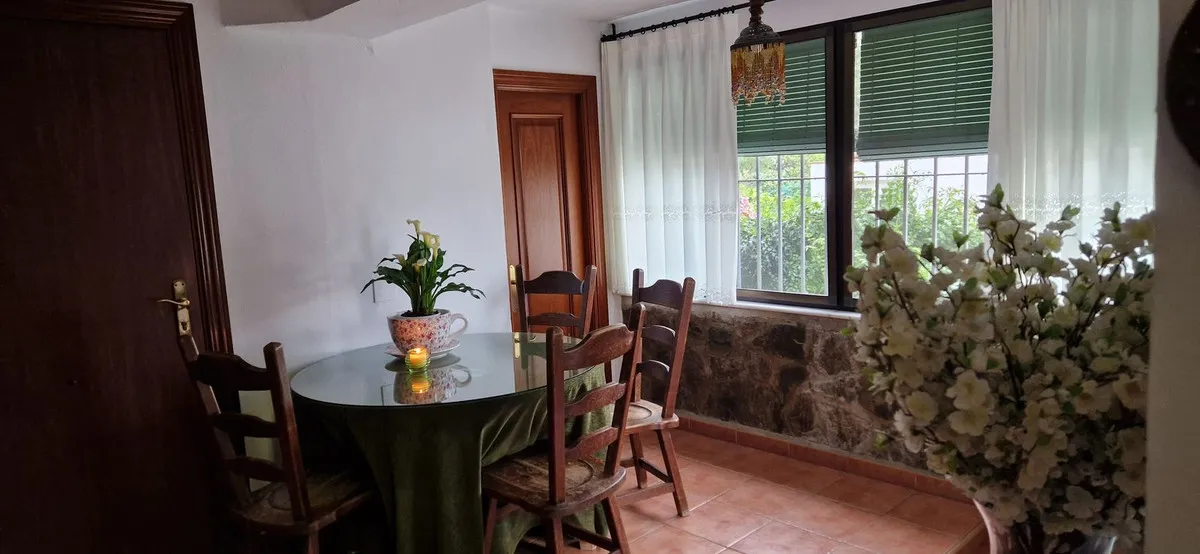 e3716631-0a55-4e09-a2e8-24ab8a21a69b