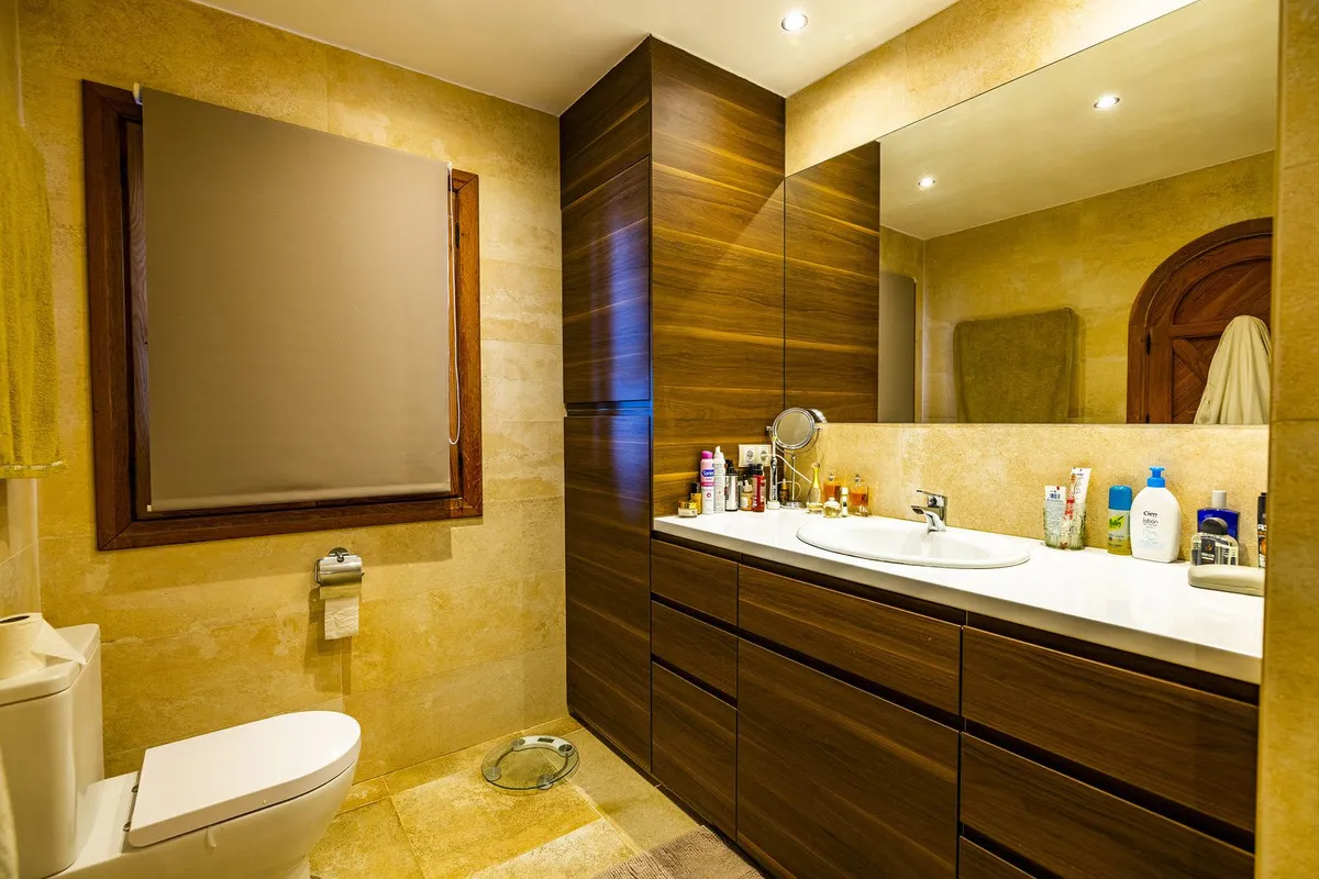 6bdd8c71-5502-4381-9038-365c9c18f947