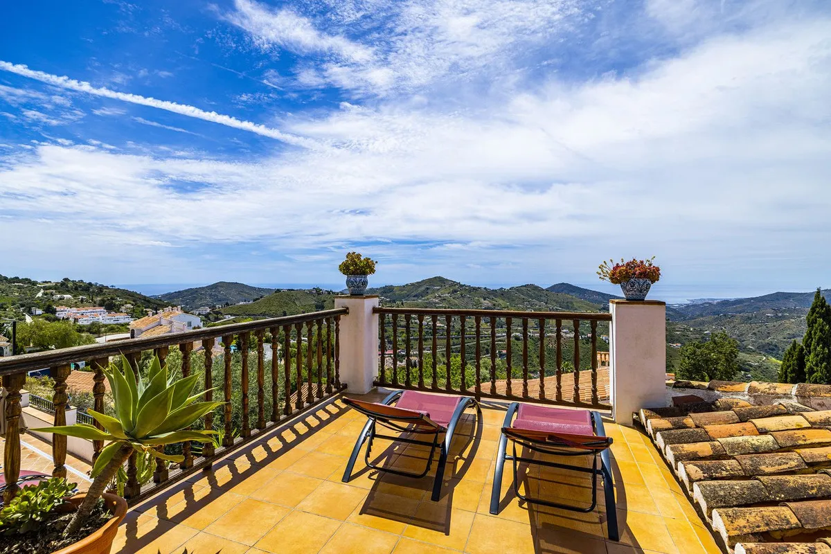 99b5fd73-80b1-4957-a1d4-c716b9298a1b