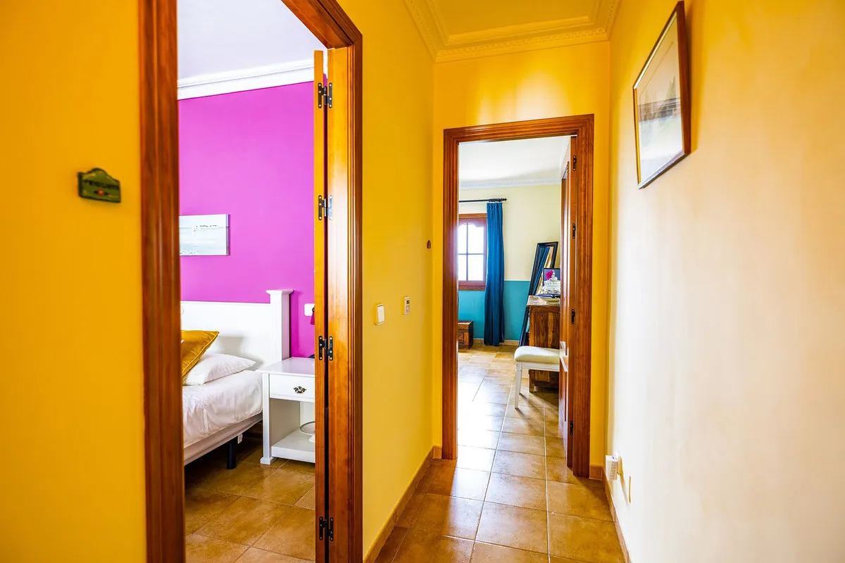 c7b27e7b-91be-4640-8c6c-2abc06071259