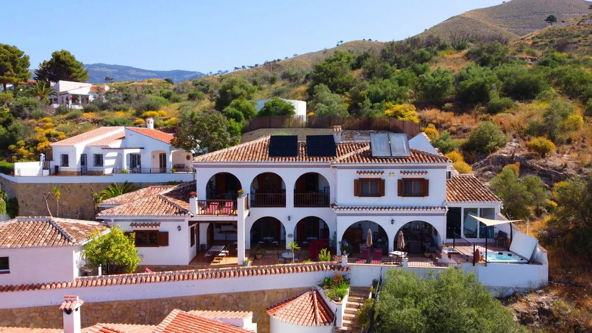 d5158773-e1c5-4f14-92d9-deba0d617d50