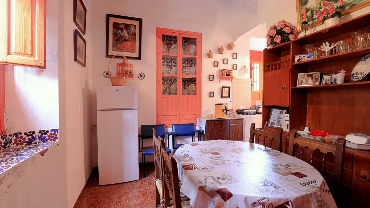 8320c6b4-e0ee-43c7-b220-f5ff95e29a19