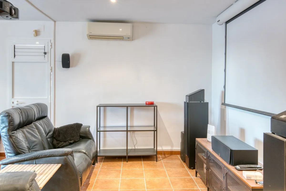 27abc886-627a-4f8d-9e34-91f4b5b6f51d