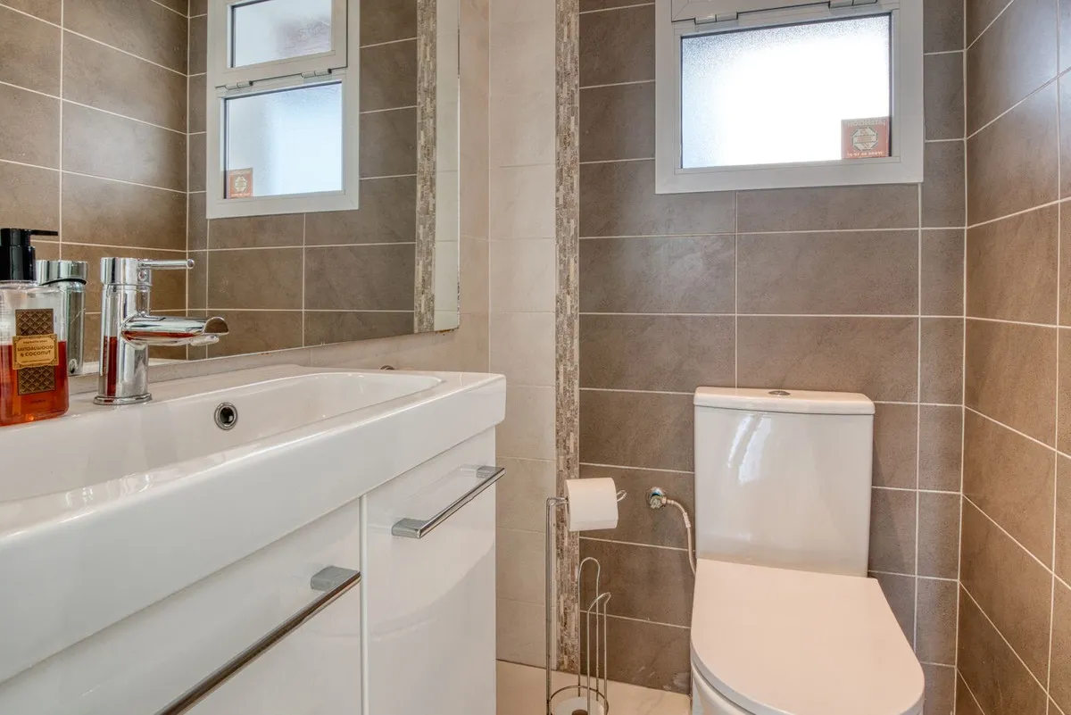 7cf3a843-5d91-4683-b11d-f8cadd941fa6