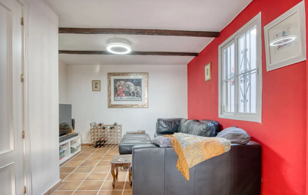 f7d87f2f-324c-42a5-9439-438476e71b9c