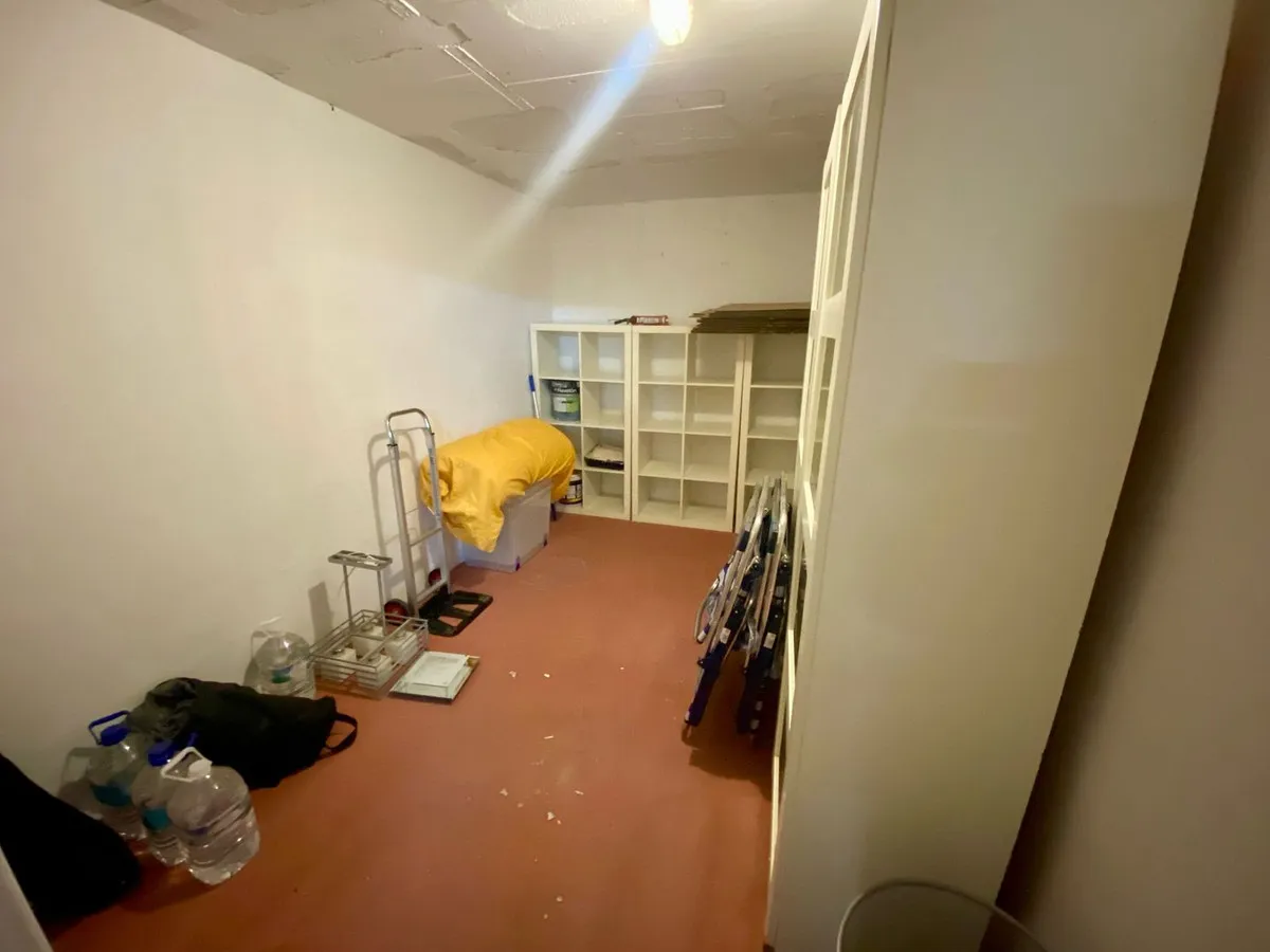 1b07d5be-3dd5-4049-bd39-6f4657e31f4f