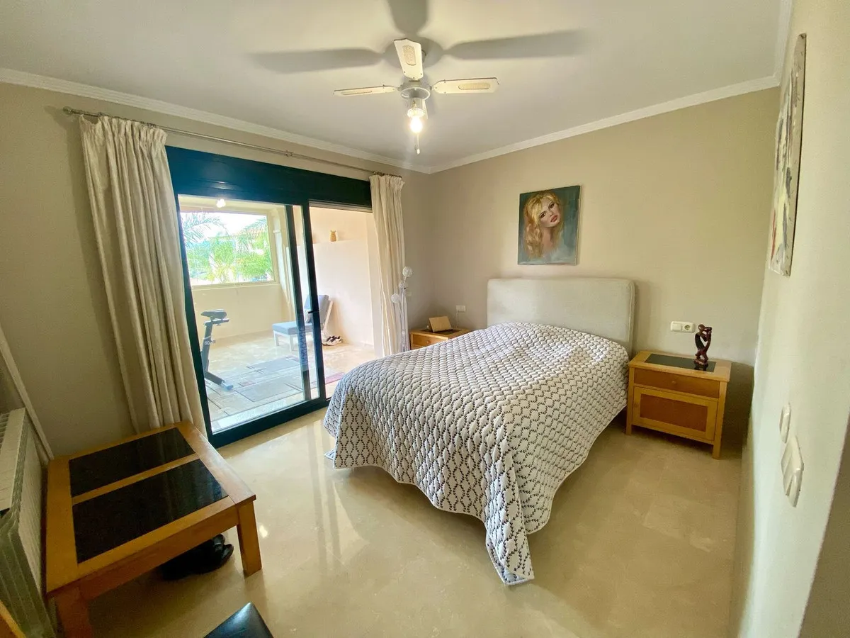 e0ab7685-e819-4097-aa7c-20148835a9a1