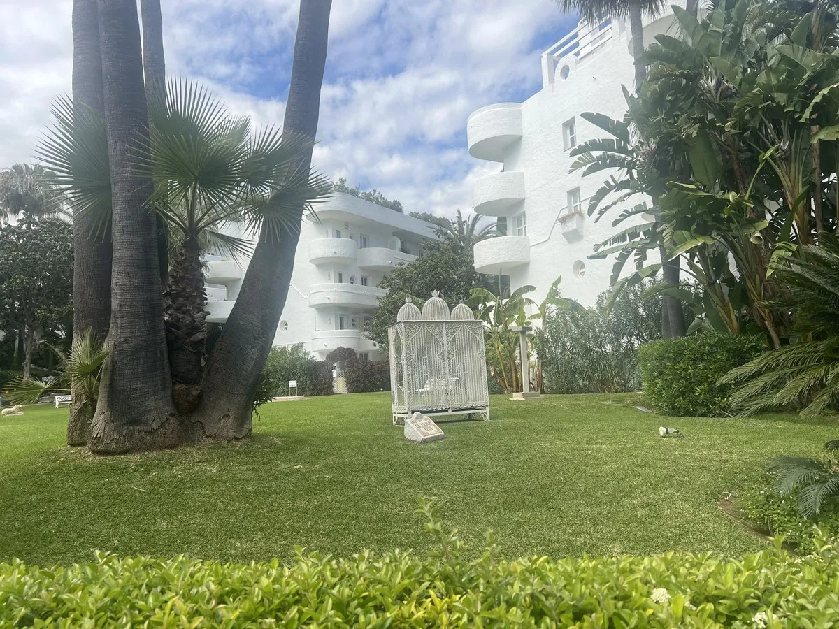 3a6137b5-875b-4776-86e0-1e3c36af0609