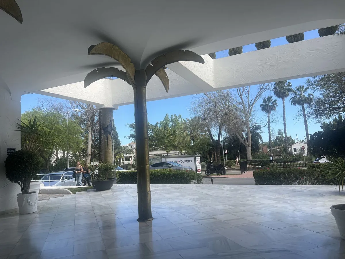 5b8f4160-30e5-42a2-b9ff-3fe2e7b8b6ca